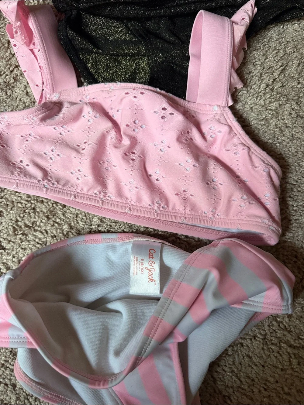 Bundle/lot 6 girls swimsuits plus 1 extra top
